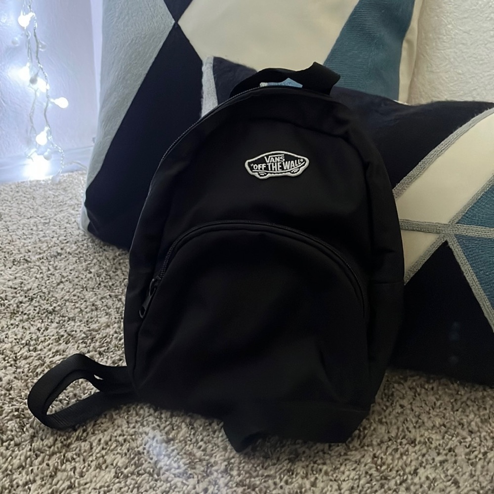 VANS BLACK MINI BACKPACK